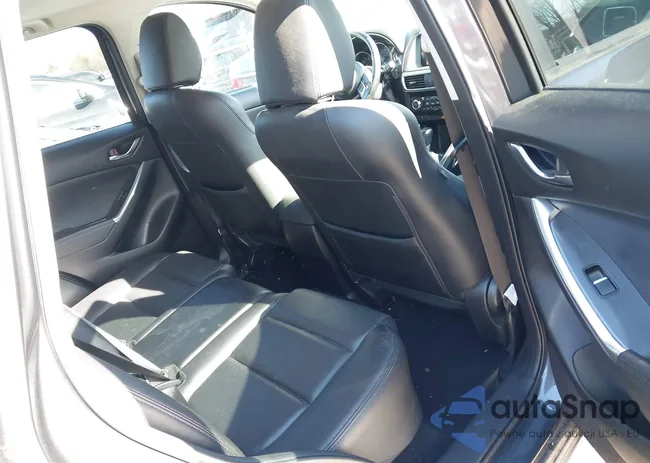 JM3KE4DY5G0899652: 44318190