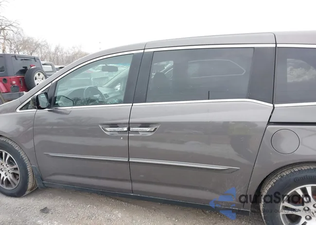 5FNRL5H62BB096853: 44318215