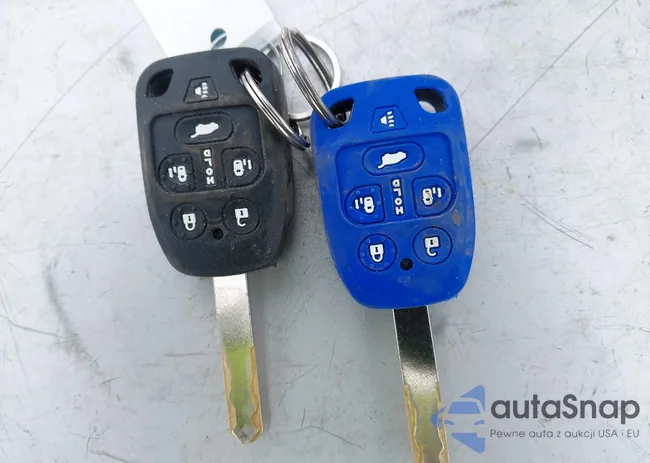 5FNRL5H62BB096853: 44318215