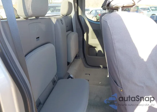 1N6BD0CT0HN776322: 44318277