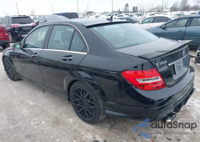 WDDGF8BB8CA650080: 44318392