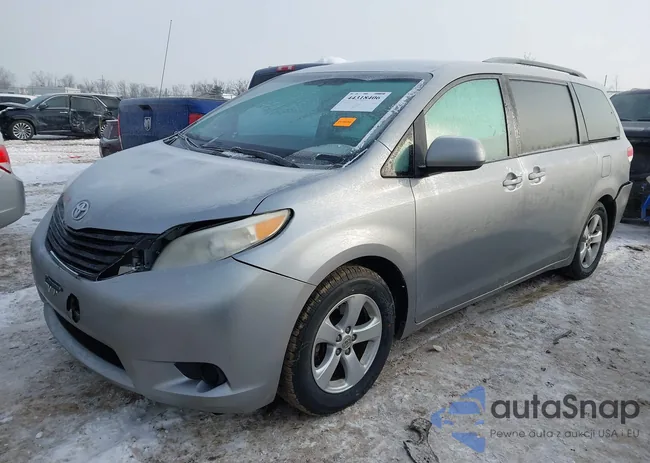 5TDKK3DC7CS233223: 44318406