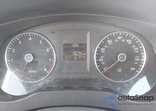 3VWDX7AJ8DM351946: 44318504