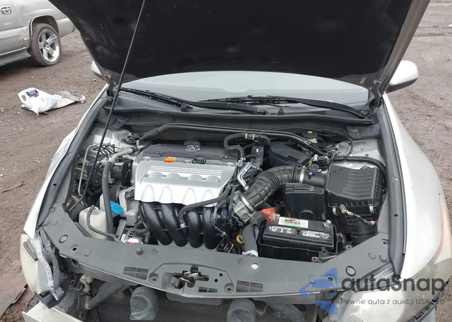 JH4CU2F66AC001984: 44318559