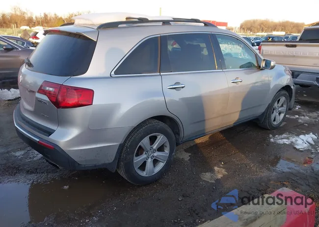 2HNYD2H21BH509869: 44317609