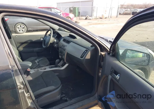 1FAHP35N08W182852: 44317665