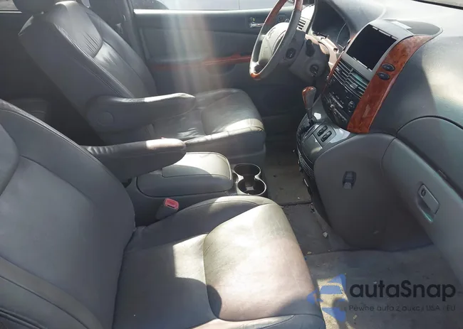 5TDBK22C89S027267: 44317706