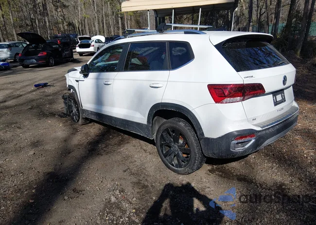 3VVSX7B24RM001630: 44317737