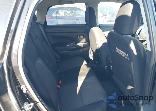 JA4AP3AU4JZ033593: 44317768