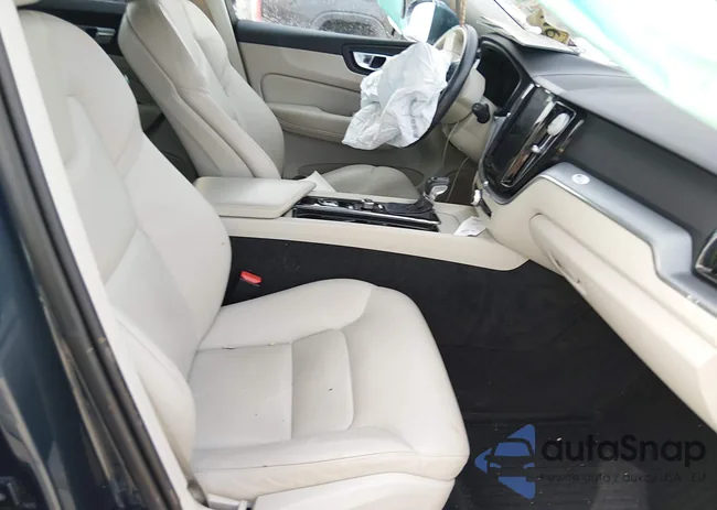 YV4102RK6L1435850: 44317894