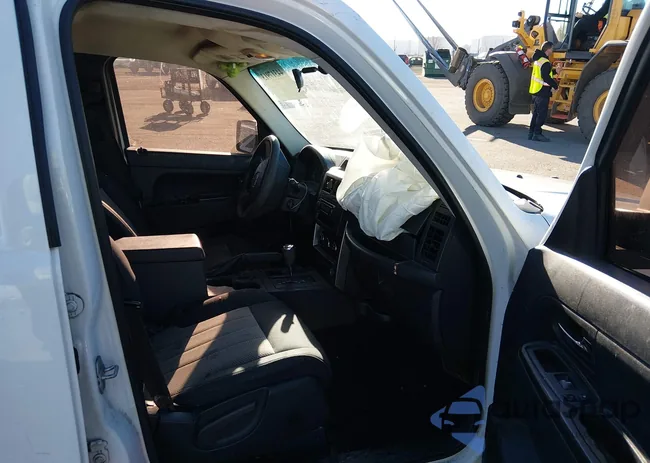 1J4PN2GK7AW143636: 44317913