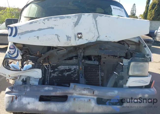 2B7HB11X0TK127106: 44319022