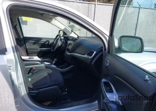 3C4PDDBGXET250764: 44319025