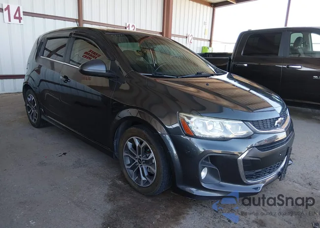 1G1JD6SB6J4101296: 44319174