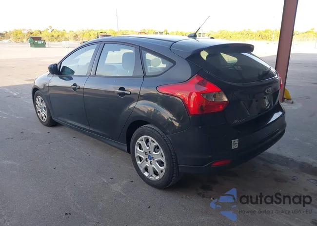 1FAHP3K29CL143584: 44319218