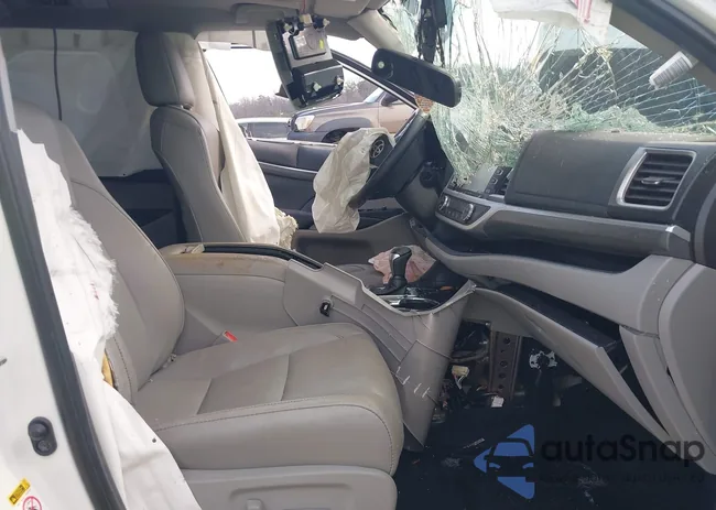 5TDDZRFH9KS975105: 44319239