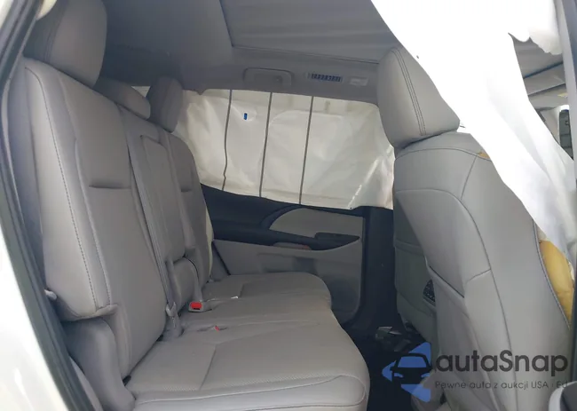 5TDDZRFH9KS975105: 44319239