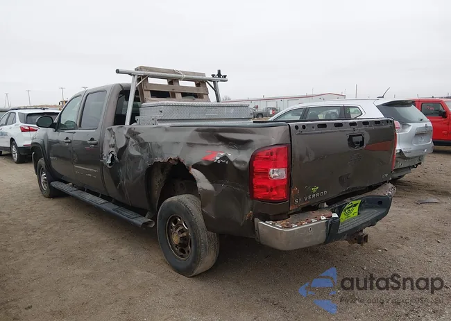 1GCHK23KX8F166797: 44319257