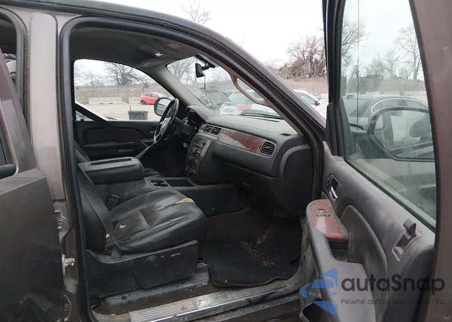 1GCHK23KX8F166797: 44319257