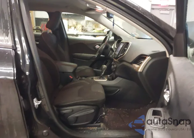 1C4PJMCS6GW203451: 44319422