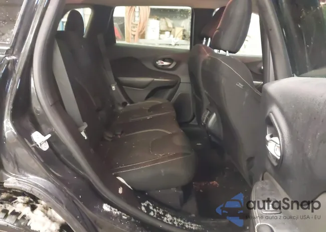 1C4PJMCS6GW203451: 44319422