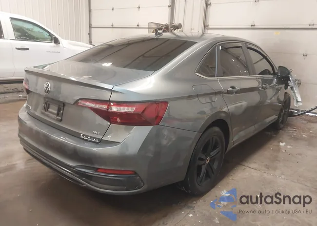 3VW7M7BU5RM029853: 44319428