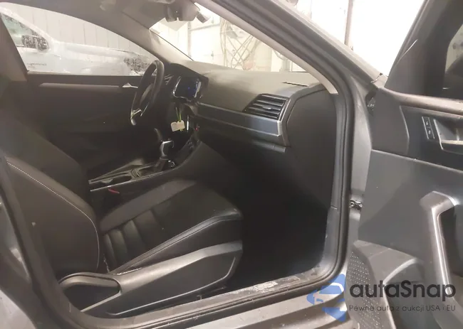 3VW7M7BU5RM029853: 44319428