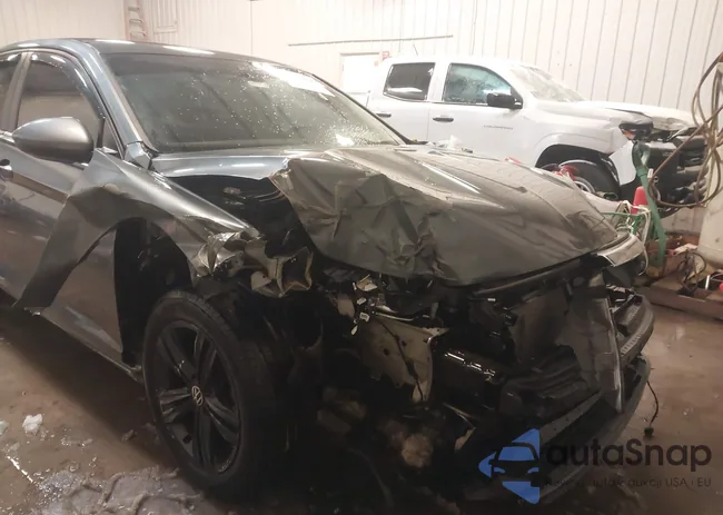 3VW7M7BU5RM029853: 44319428