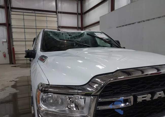 3C6UR5CL7PG503872: 44319523