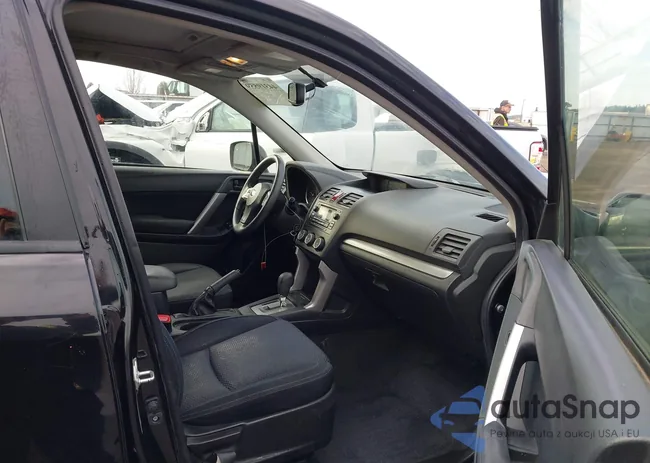 JF2SJADC0FH842316: 44319559