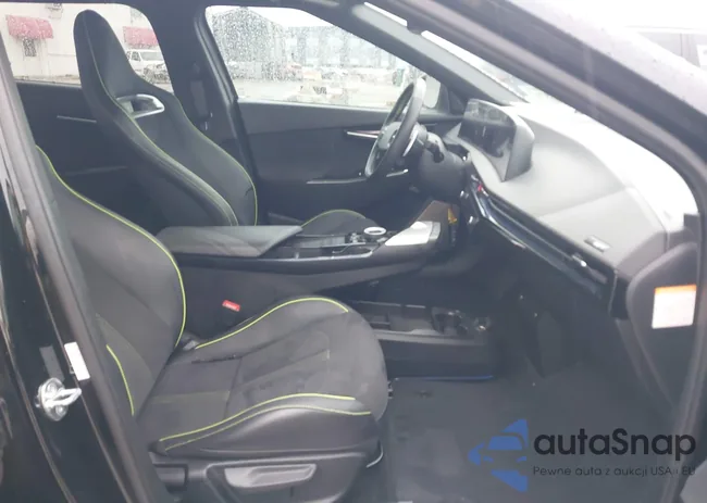 KNDC5DLE5P5122833: 44319579