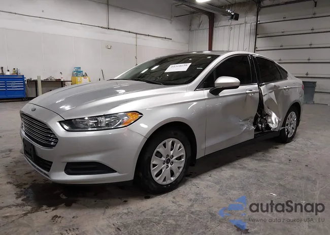 3FA6P0G77ER355785: 44318610