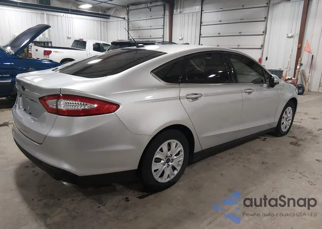 3FA6P0G77ER355785: 44318610