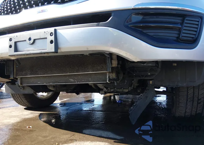 KNDPB3AC0E7656801: 44318686