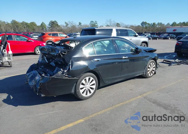 1HGCR3F93EA008624: 44318699