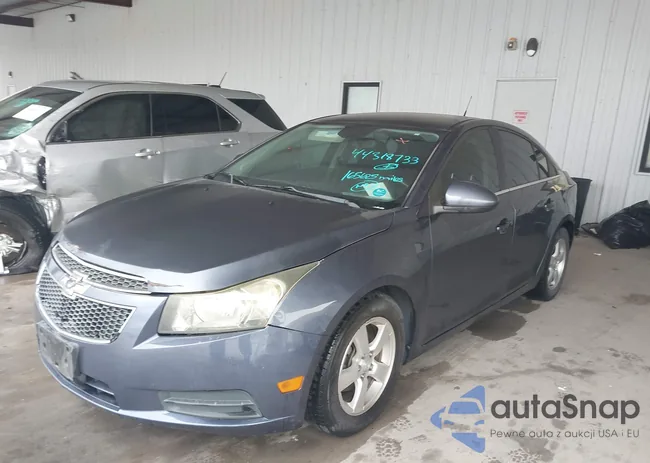 1G1PC5SB1E7106031: 44318733