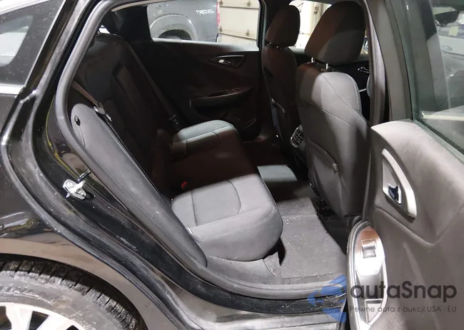 1G1ZD5ST8LF122549: 44318745