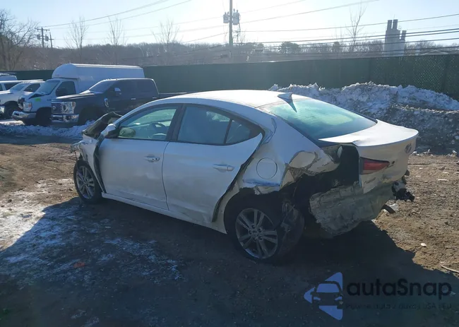 5NPD84LF9HH199016: 44318770