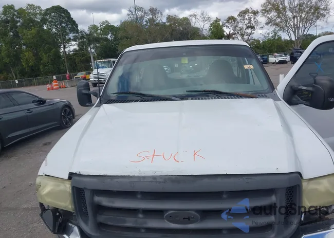 1FTNF20L62EC09128: 44318771