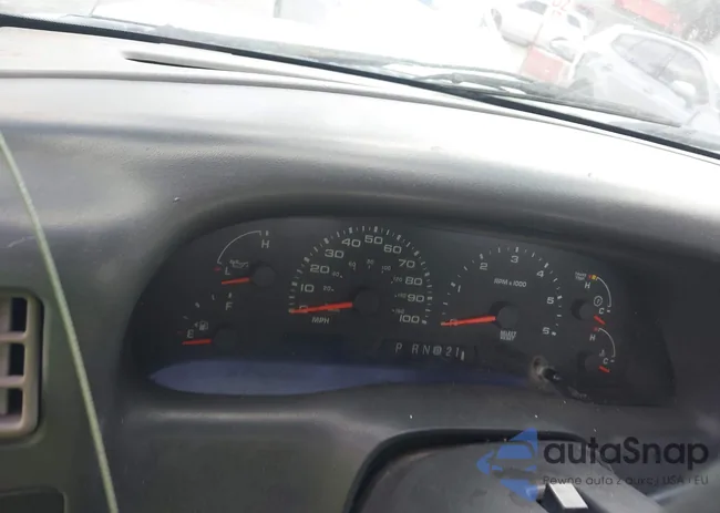 1FTNF20L62EC09128: 44318771