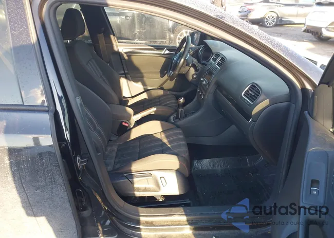 WVWGD7AJ3CW347083: 44318836