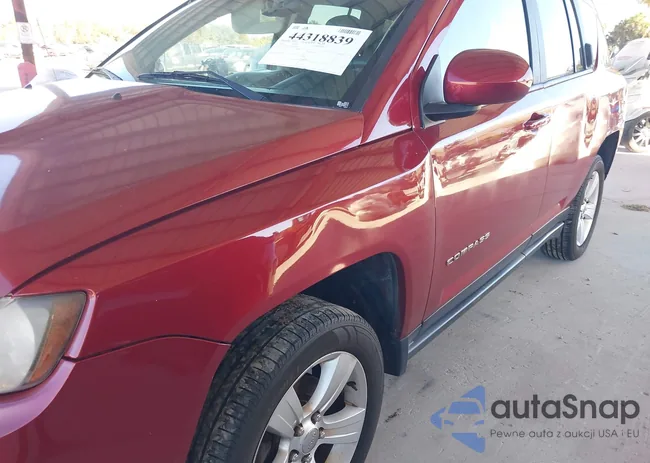 1C4NJDEB9GD630803: 44318839