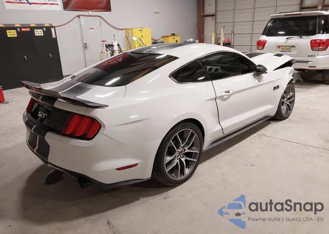 1FA6P8CF2F5346976: 44318878