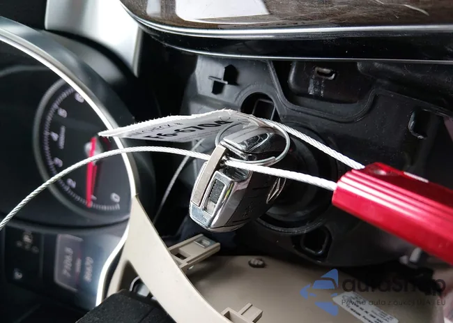 55SWF4KB4FU030786: 44318956