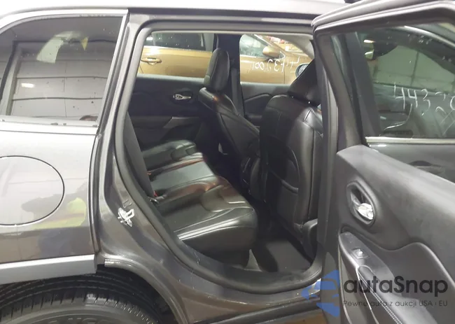 1C4PJMLBXKD352613: 44320011