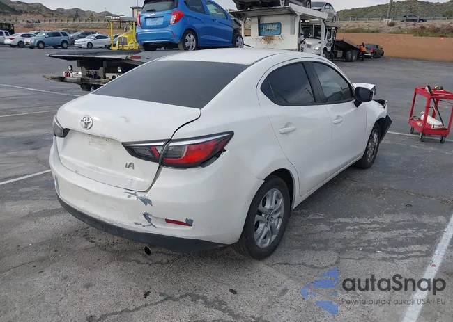 3MYDLBYV2HY153065: 44320134