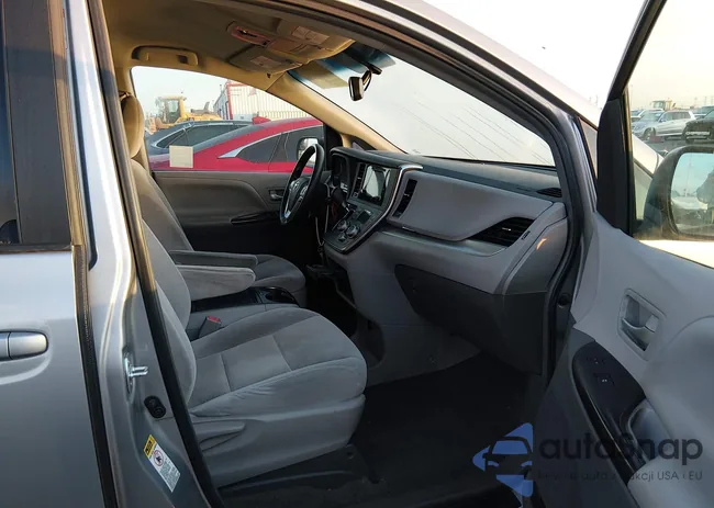 5TDKK3DC2GS706077: 44320154