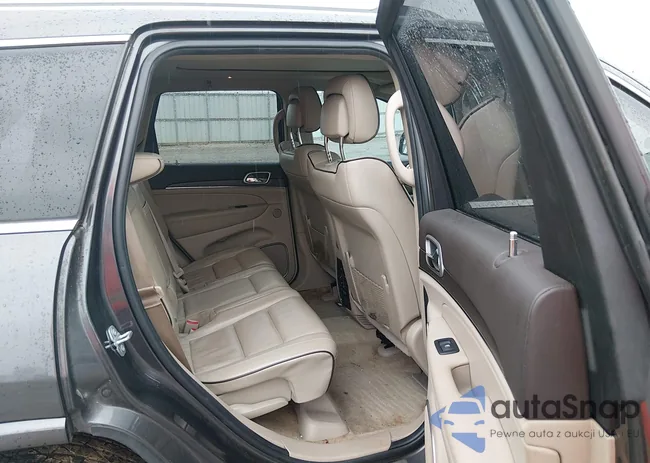 1C4RJECG6JC168557: 44320195