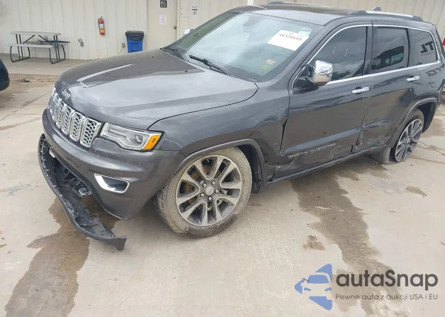 1C4RJECG6JC168557: 44320195