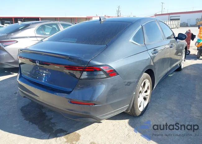 1HGCY1F27RA080085: 44320221